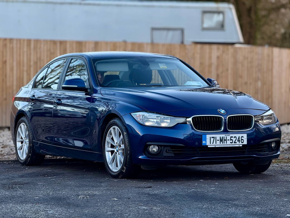 2017 BMW 3 Series - image 7