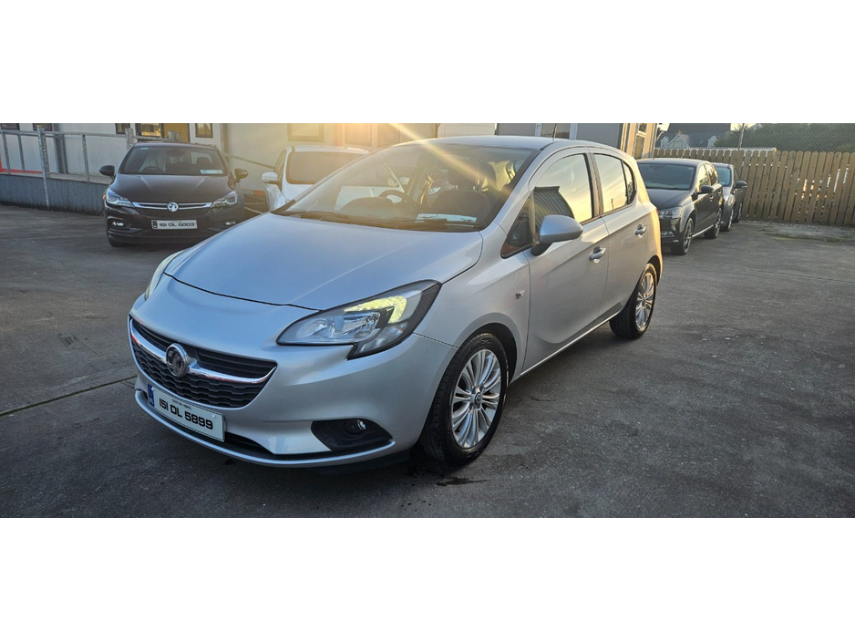 2015 Vauxhall Corsa - image 13