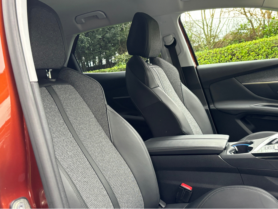 2019 Peugeot 3008 ALLURE 1.2 AUTO 4DR €17,950