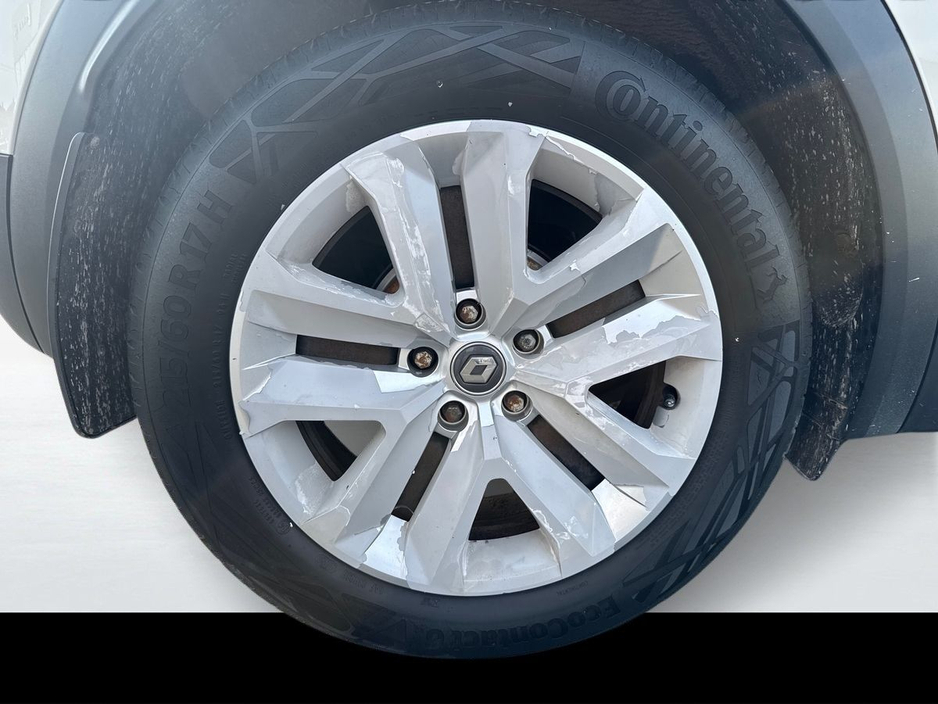 2020 Renault Captur - image 8