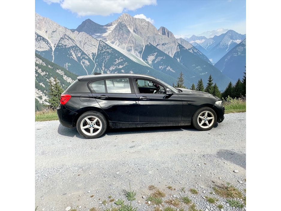 2016 BMW 1 Series - image 5