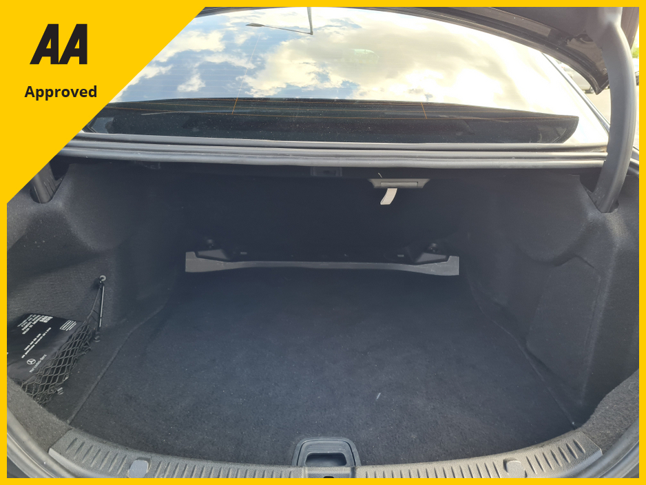 2017 Mercedes-Benz E Class - image 12