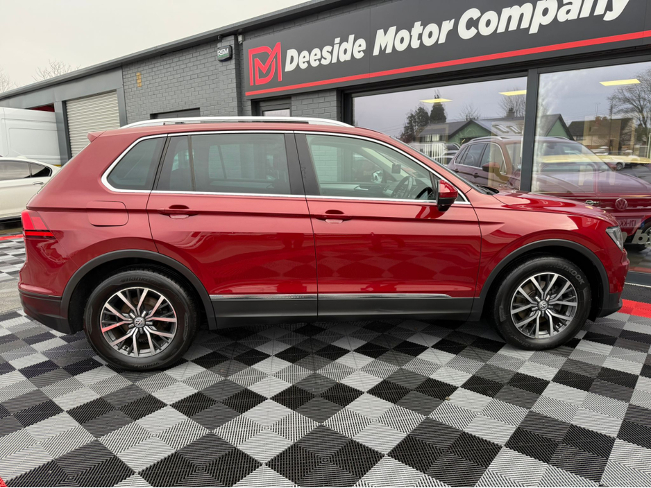 2017 Volkswagen Tiguan - image 7