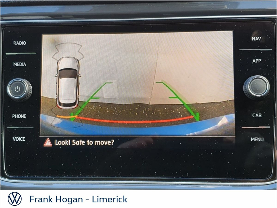 2019 Volkswagen T-Roc - image 13