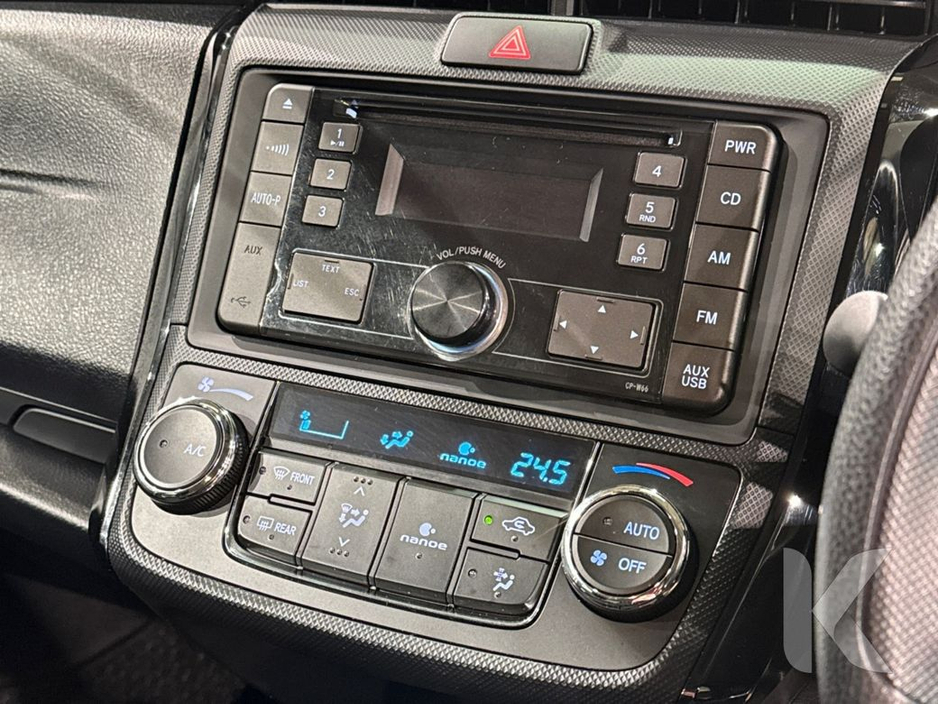 2020 Toyota Corolla - image 17