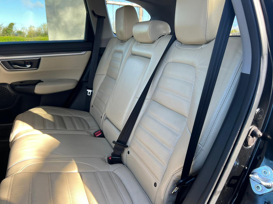 2022 Honda CR-V - image 7