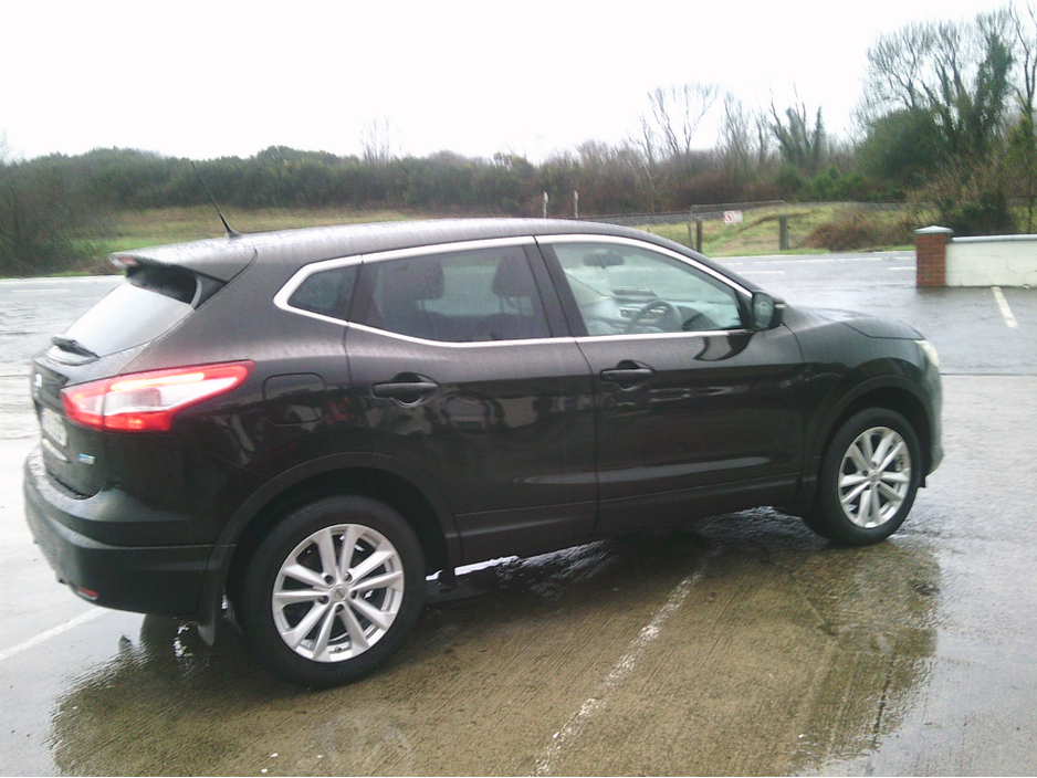 2014 Nissan Qashqai NEW NCT 09/2026, €180 TAX,  TAXED 05/26, LOW KMS. HISTORY. €7,999