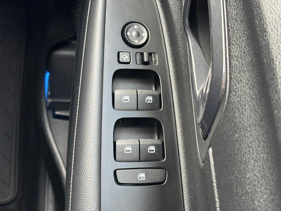 2022 Hyundai i20 PREMIUM MHEV T-GDI €18,956