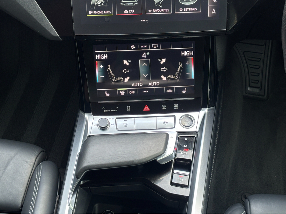 2021 Audi e-tron - image 22