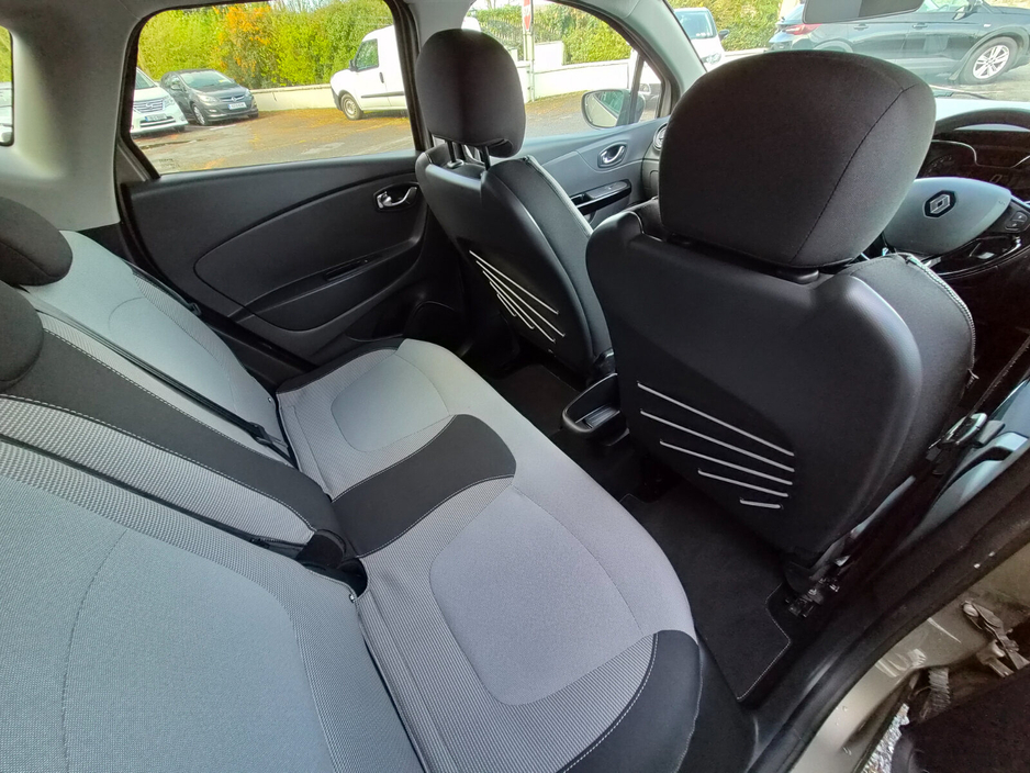 2016 Renault Captur - image 9