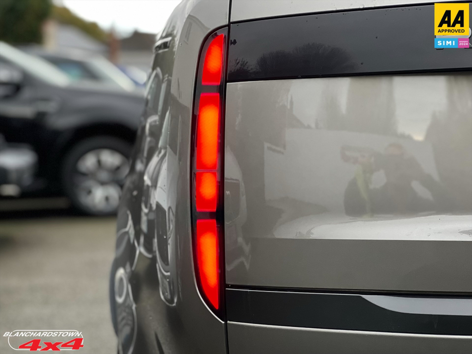 2023 Land Rover Range Rover 1ST EDITION D350 DIESEL POWERHOUSE €149,900