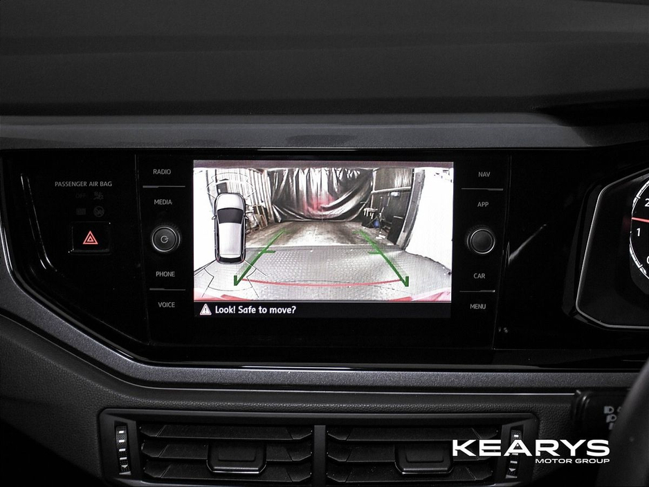 2018 Volkswagen Polo - image 23