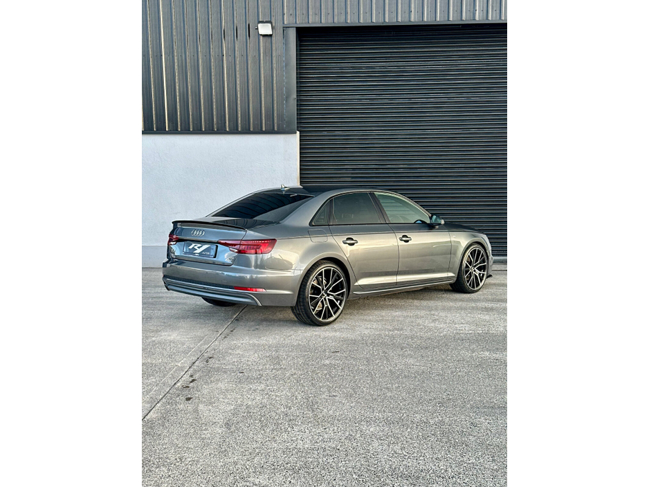 2018 Audi A4 - image 10