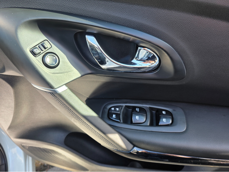 2016 Renault Kadjar - image 22