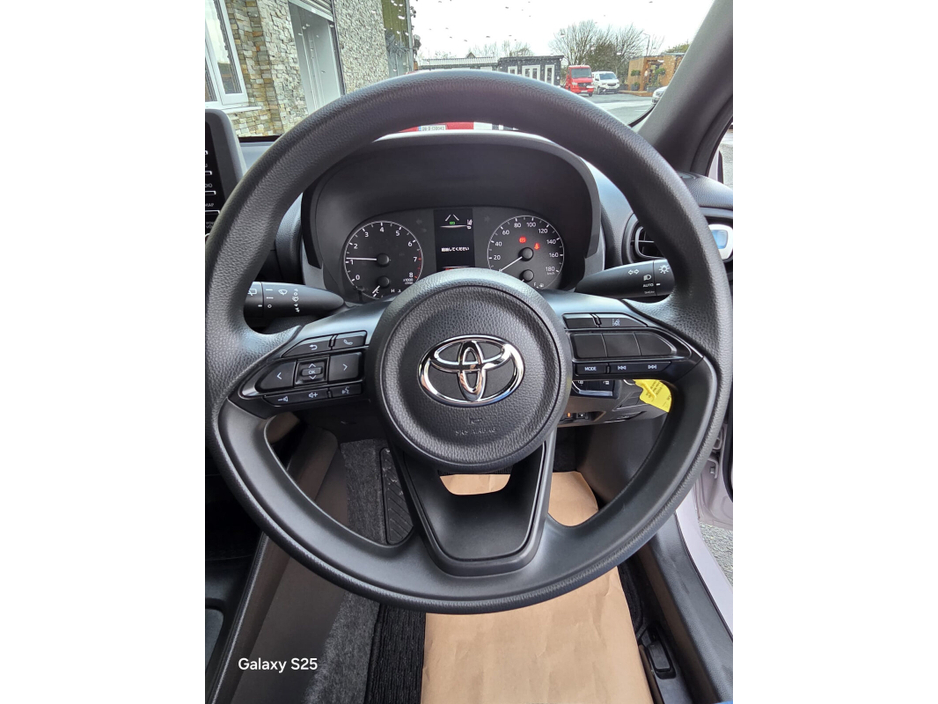 2020 Toyota Yaris  €14,950