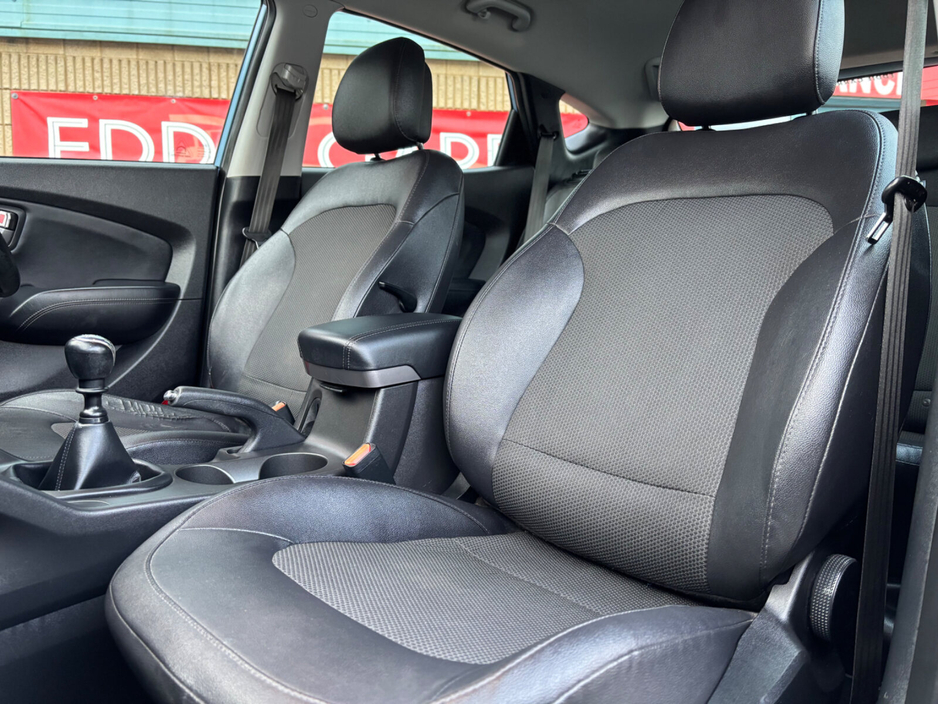 2015 Hyundai ix35 - image 5