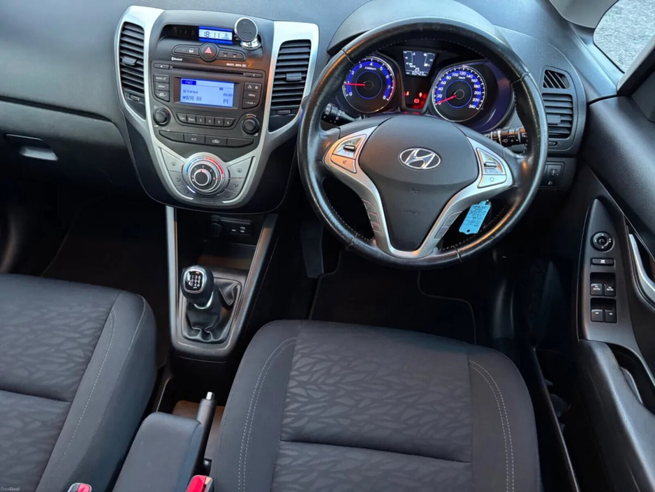 2020 Hyundai ix20 - image 15