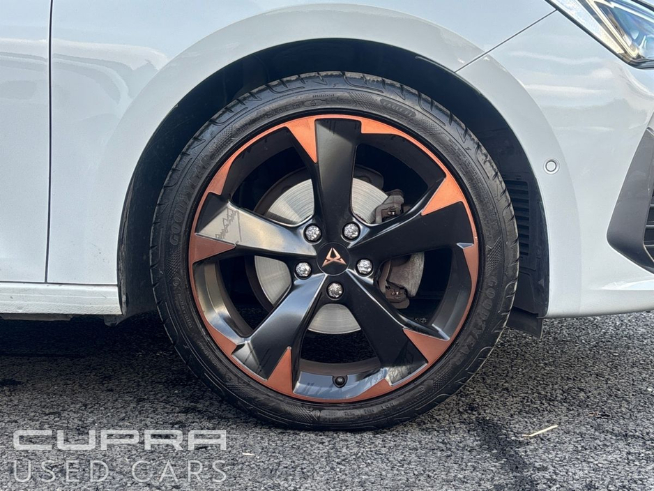 2023 Cupra Leon - image 6