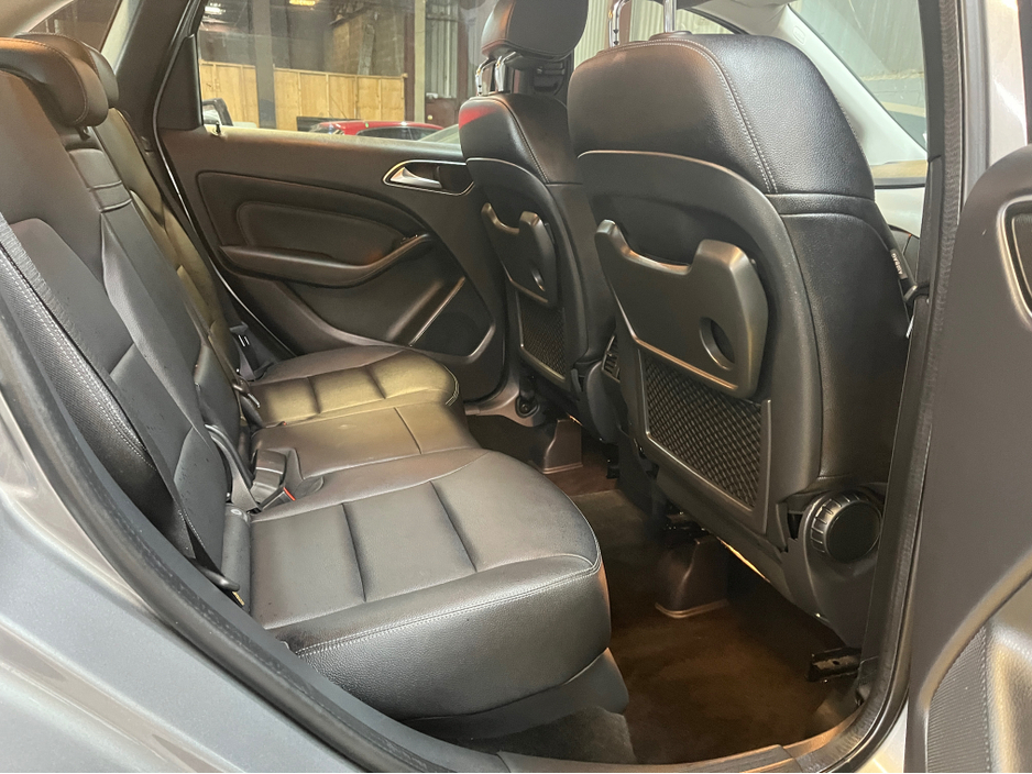 2016 Mercedes-Benz B Class - image 10