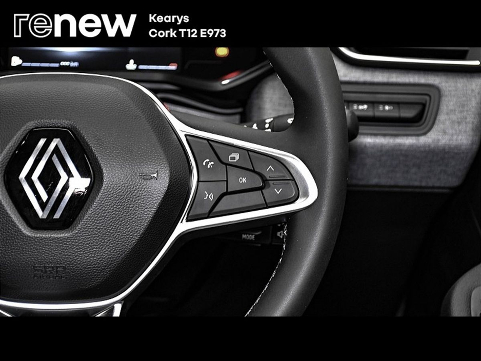 2025 Renault Clio - image 18