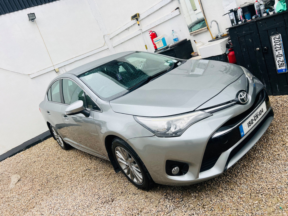 2015 Toyota Avensis - image 10