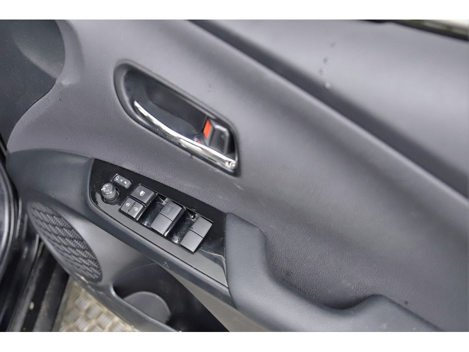 2022 Toyota Prius 1.8 HYBRID *REVERSE CAM*PARK SENSORS*10"ANDROID CAR PLAYER* €24,890