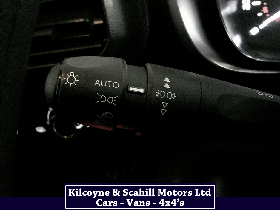 2021 Citroen Berlingo - image 22