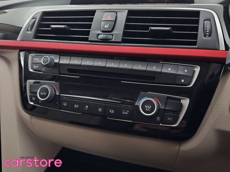 2017 BMW 3 Series 318d Sport €20,880