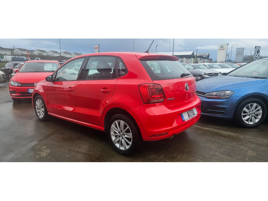 2015 Volkswagen Polo - image 16