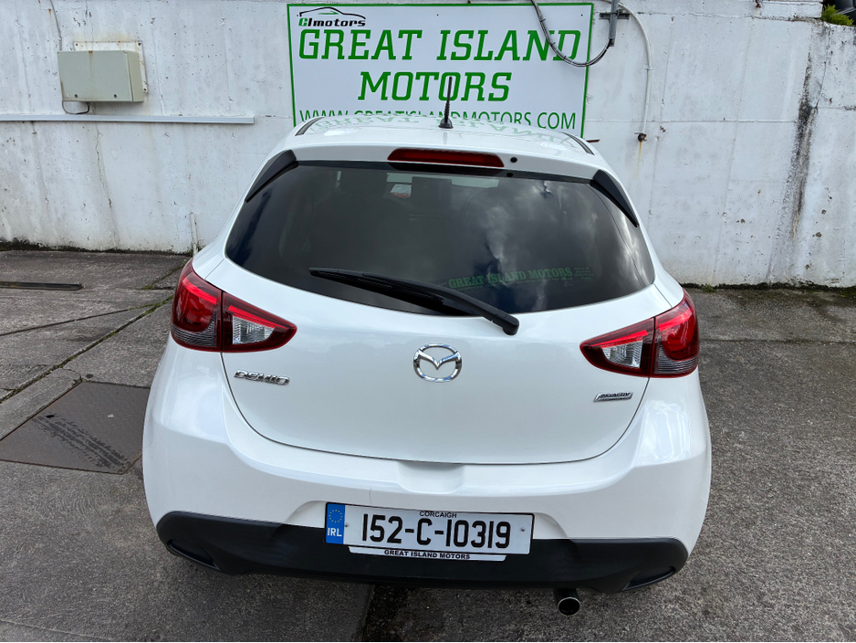 2015 Mazda Demio - image 5