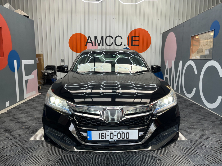 2016 Honda Accord - image 6