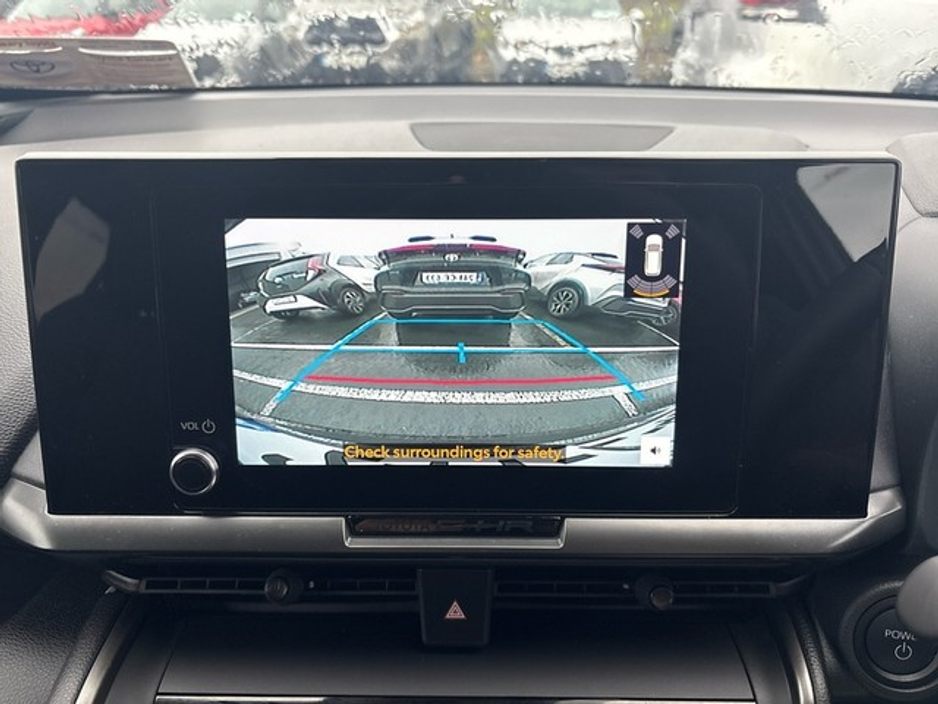 2024 Toyota C-HR - image 16