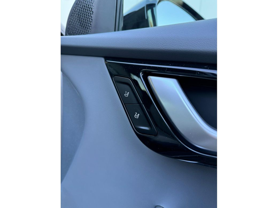 2025 Kia EV6 - image 15