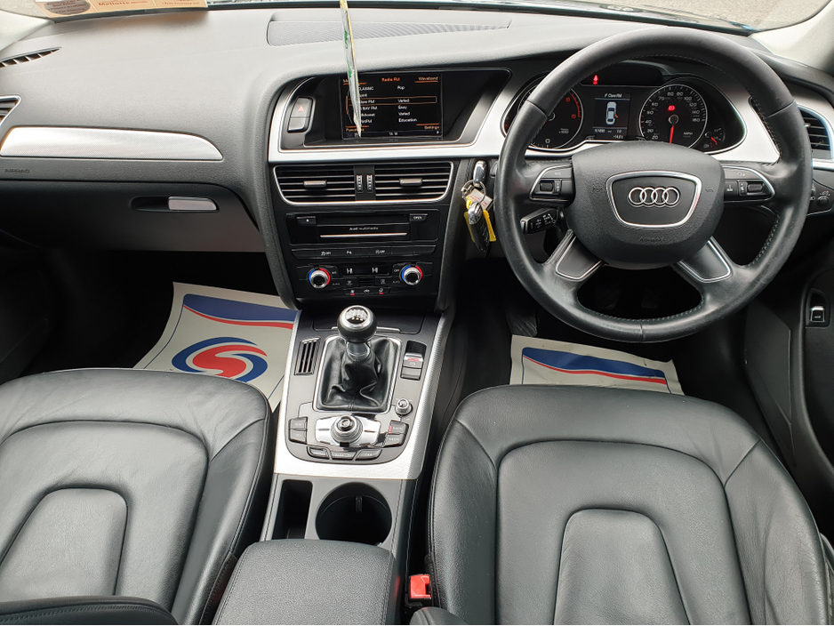 2015 Audi A4 - image 10