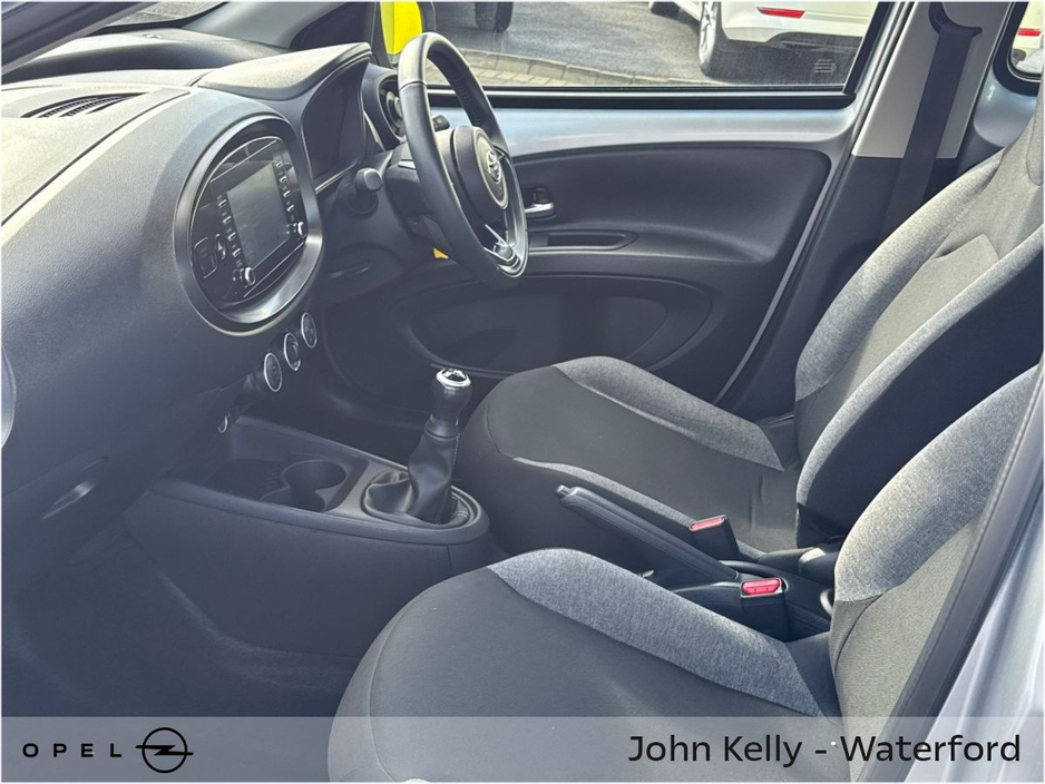2023 Toyota Aygo X - image 9