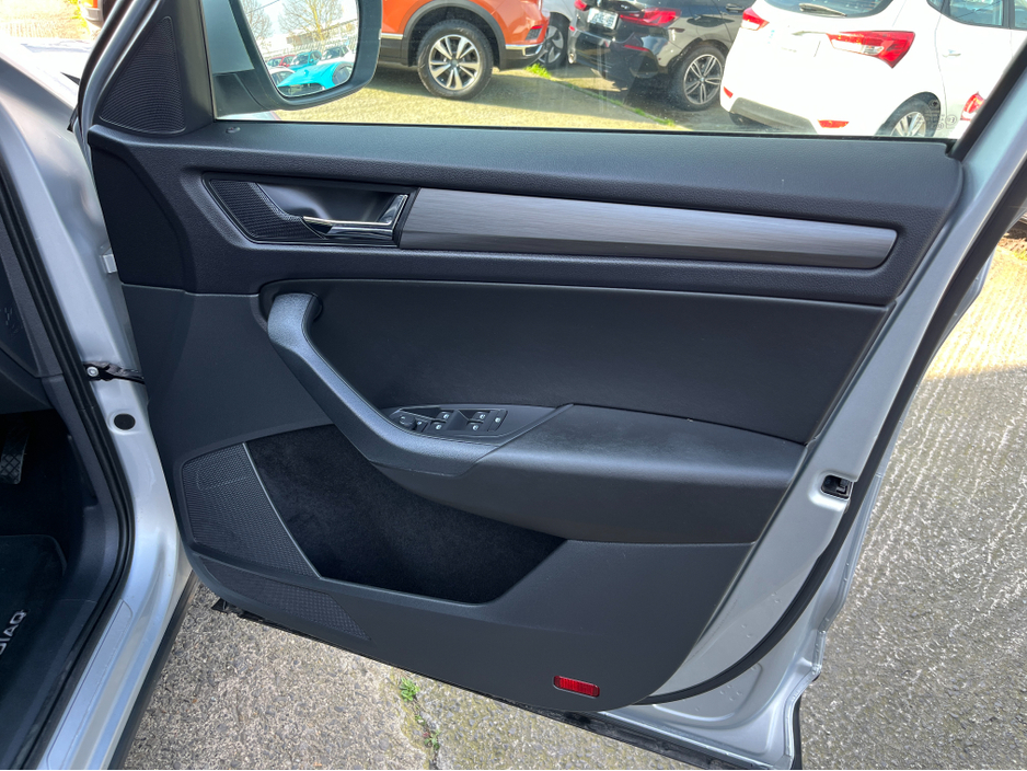 2020 Skoda Kodiaq - image 13