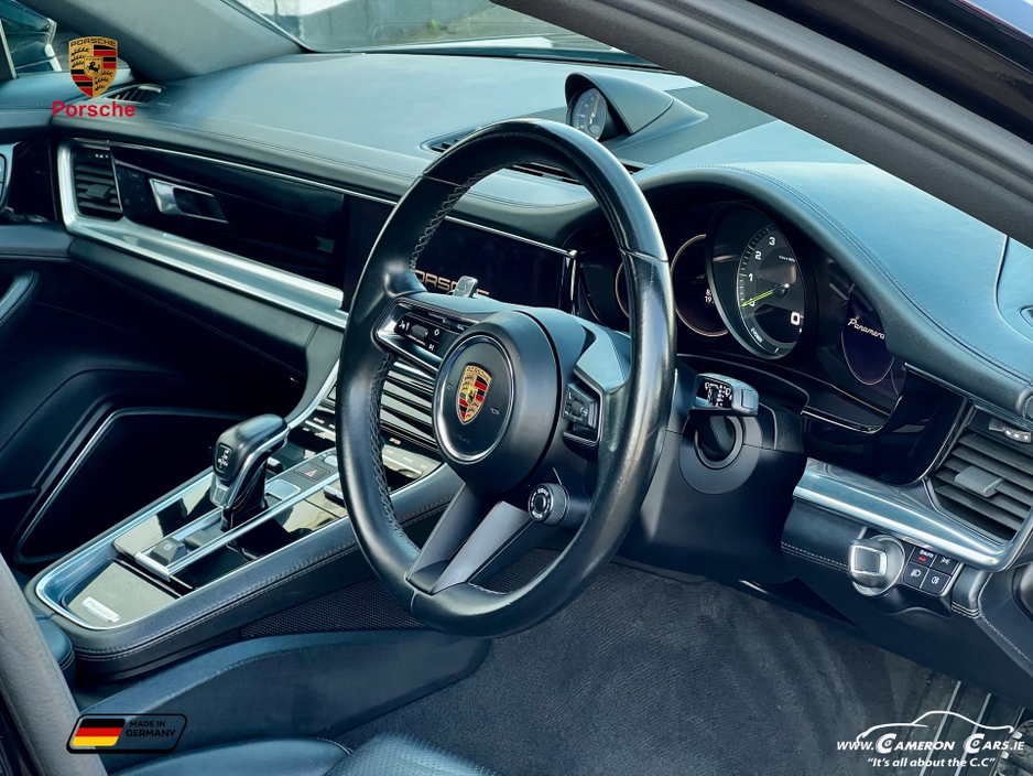 2022 Porsche Panamera - image 23