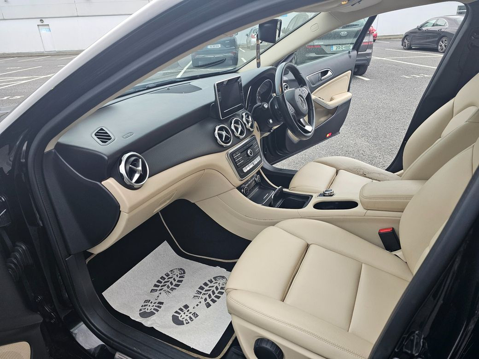 2019 Mercedes-Benz GLA Class - image 16