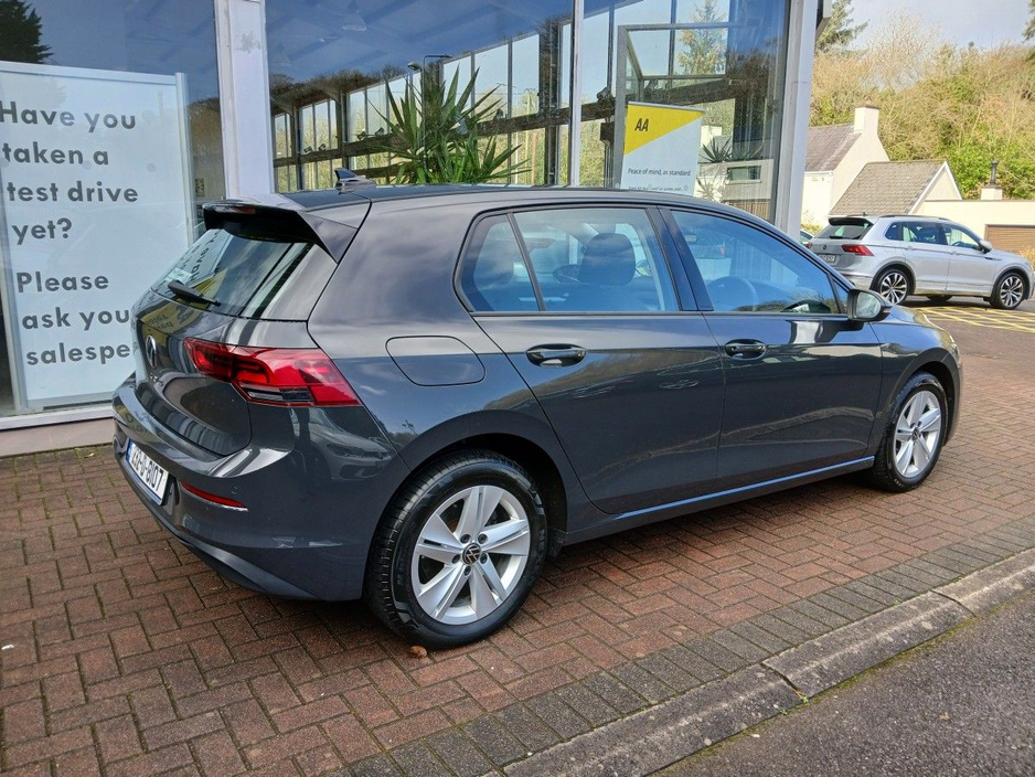 2023 Volkswagen Golf 2.0 TDI 115HP Life, Urano Grey, 1 owner, 60km. €28,500