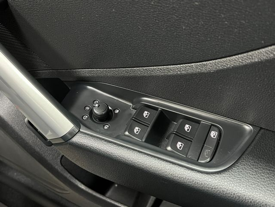 2022 Audi Q2 - image 36