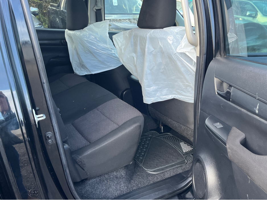 2021 Toyota Hilux D-4D 4WD DCB MAUAL €29,212