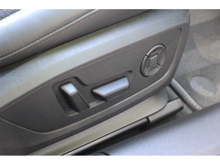 2025 Audi A6 Quattro Black Edition * Carbon and tech packs €72,950