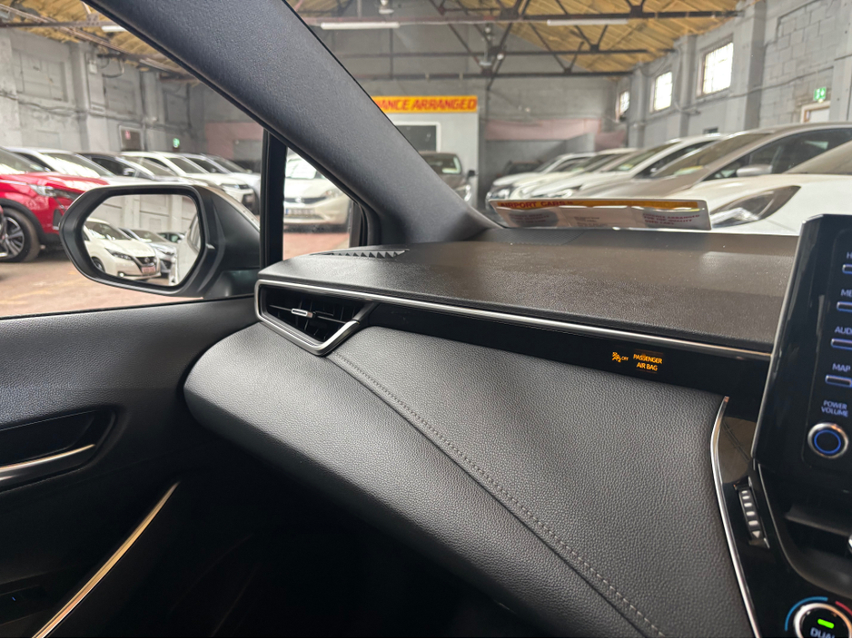 2021 Toyota Corolla - image 15