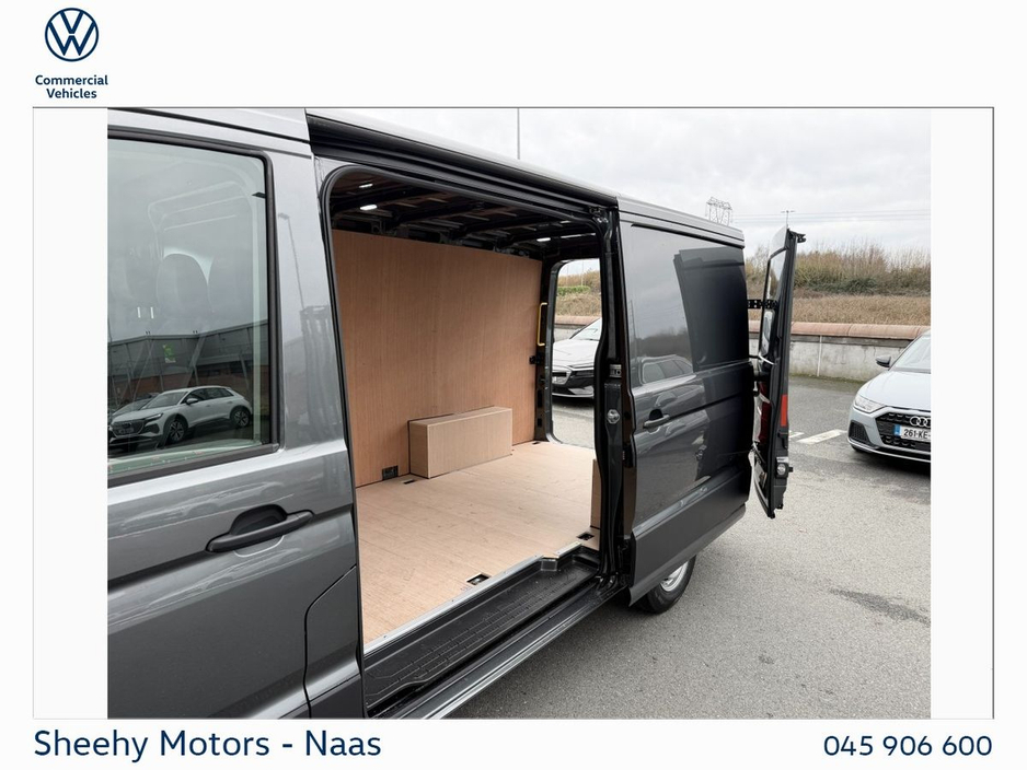 2026 Volkswagen Crafter - image 7