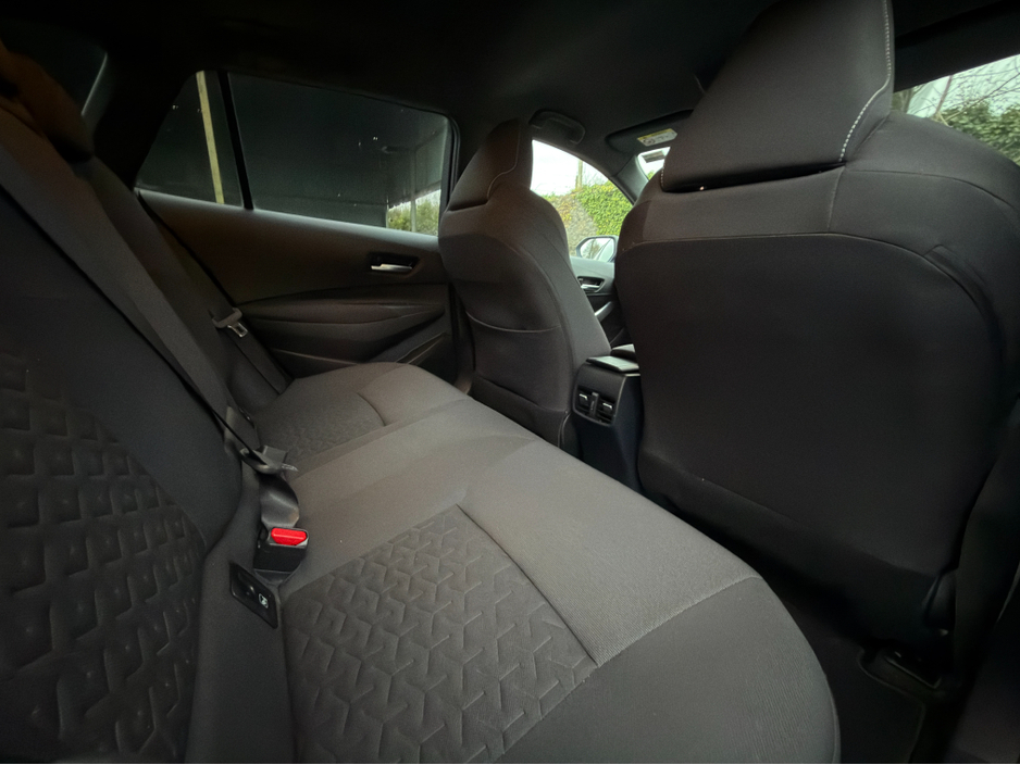 2023 Toyota Corolla Suzuki Swac €13,900