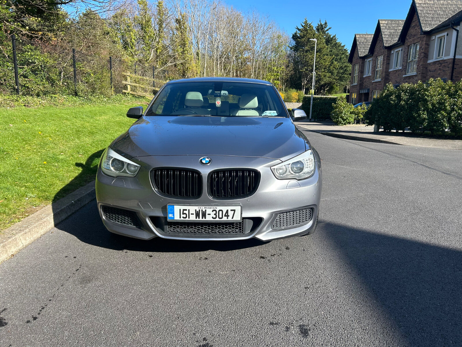 2015 BMW 5 Series - image 9