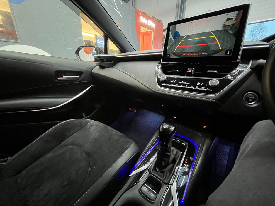 2023 Toyota Corolla - image 16