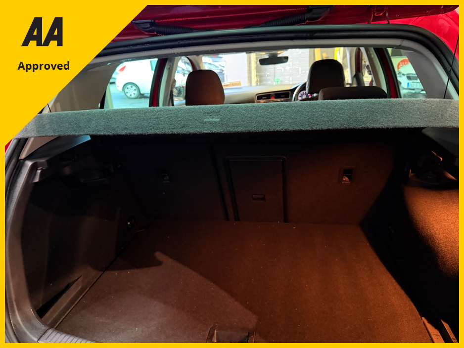 2018 Volkswagen Golf - image 18