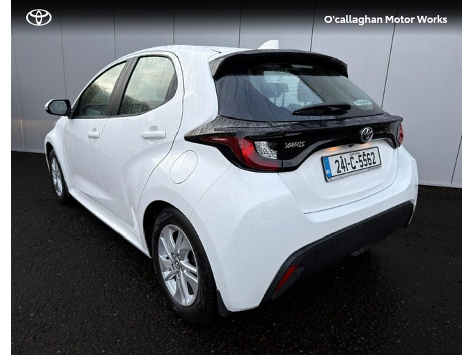 2024 Toyota Yaris 1.5 LUNA 4DR €26,950