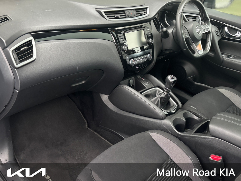 2020 Nissan Qashqai - image 10